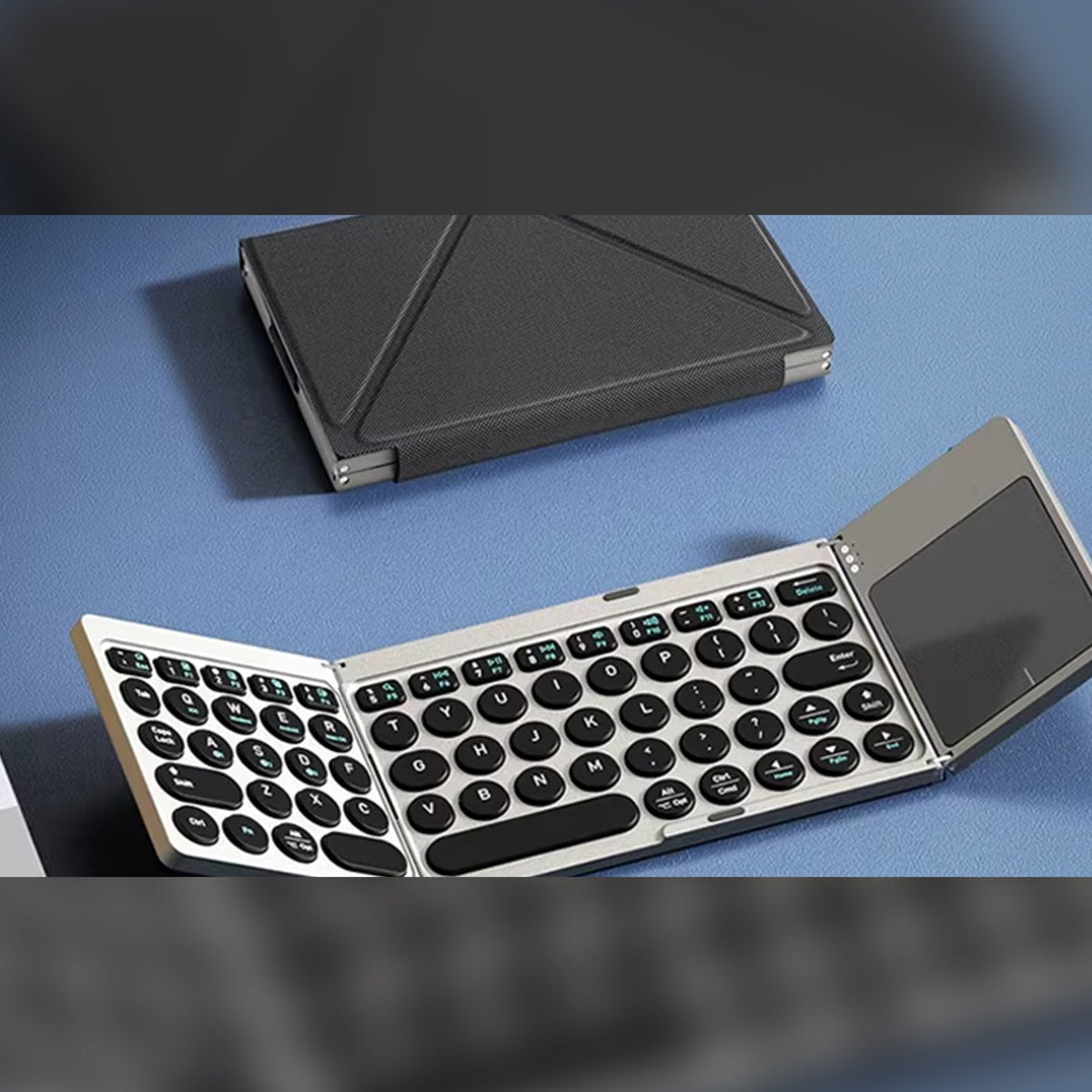 Apexify tri-fold keyboard with case